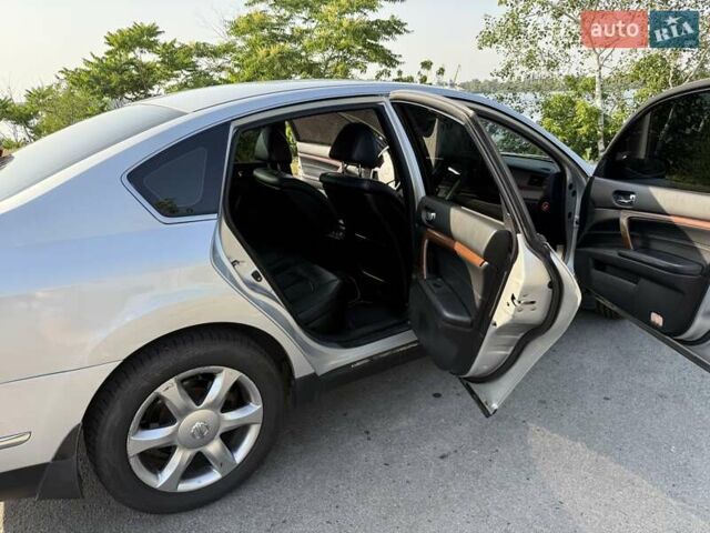 Серый Ниссан Теана, объемом двигателя 3.5 л и пробегом 210 тыс. км за 7000 $, фото 13 на Automoto.ua