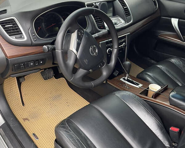 Серый Ниссан Теана, объемом двигателя 2.5 л и пробегом 280 тыс. км за 6500 $, фото 7 на Automoto.ua