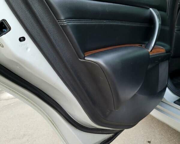 Серый Ниссан Теана, объемом двигателя 2.5 л и пробегом 282 тыс. км за 7900 $, фото 10 на Automoto.ua