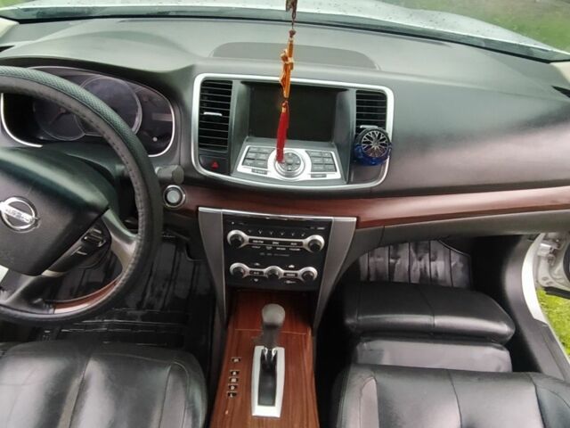 Серый Ниссан Теана, объемом двигателя 0 л и пробегом 317 тыс. км за 5500 $, фото 4 на Automoto.ua