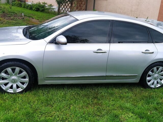 Серый Ниссан Теана, объемом двигателя 0 л и пробегом 317 тыс. км за 5500 $, фото 1 на Automoto.ua