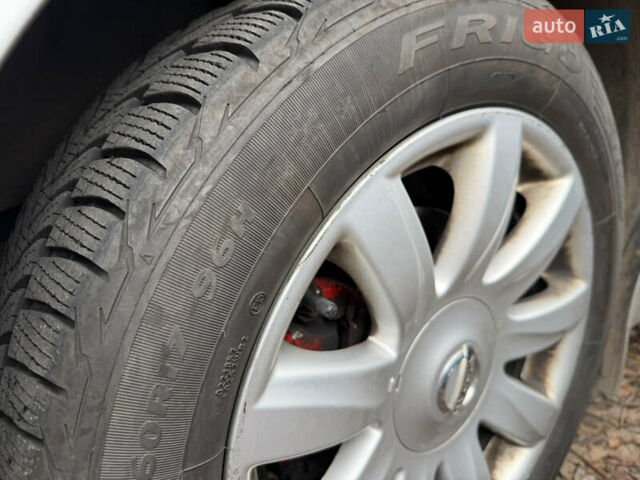 Серый Ниссан Теана, объемом двигателя 2.5 л и пробегом 275 тыс. км за 5999 $, фото 7 на Automoto.ua