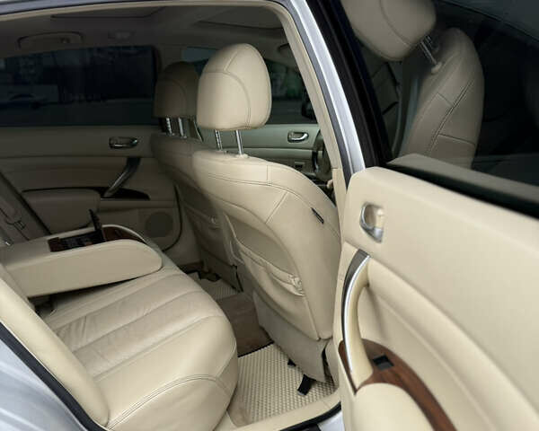 Сірий Ніссан Теана, об'ємом двигуна 3.5 л та пробігом 205 тис. км за 5600 $, фото 17 на Automoto.ua