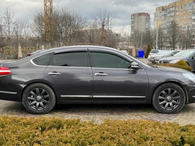 Серый Ниссан Теана, объемом двигателя 2.5 л и пробегом 176 тыс. км за 8200 $, фото 7 на Automoto.ua