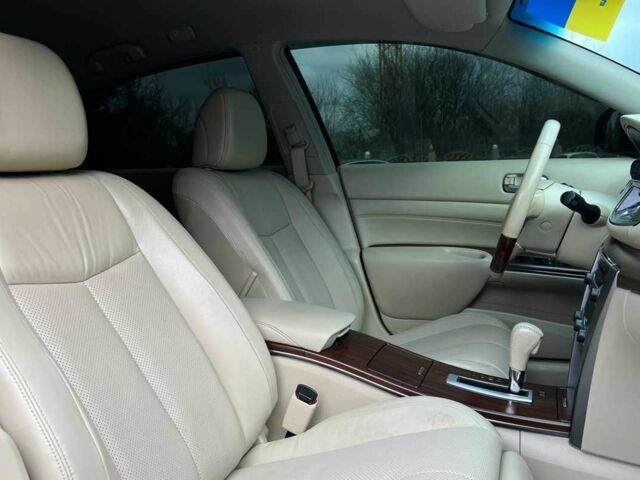 Серый Ниссан Теана, объемом двигателя 2.5 л и пробегом 176 тыс. км за 8200 $, фото 15 на Automoto.ua