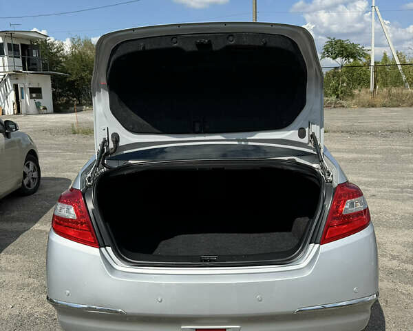 Серый Ниссан Теана, объемом двигателя 2.5 л и пробегом 235 тыс. км за 6999 $, фото 6 на Automoto.ua