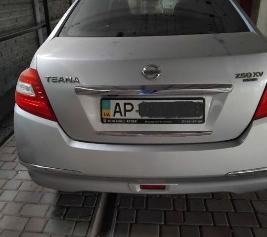 Серый Ниссан Теана, объемом двигателя 2.5 л и пробегом 230 тыс. км за 7164 $, фото 1 на Automoto.ua