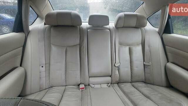 Серый Ниссан Теана, объемом двигателя 2.5 л и пробегом 270 тыс. км за 7200 $, фото 4 на Automoto.ua