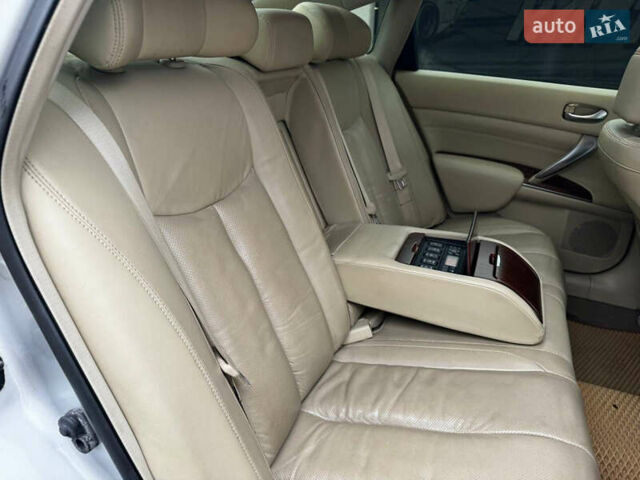 Серый Ниссан Теана, объемом двигателя 2.5 л и пробегом 275 тыс. км за 5999 $, фото 6 на Automoto.ua