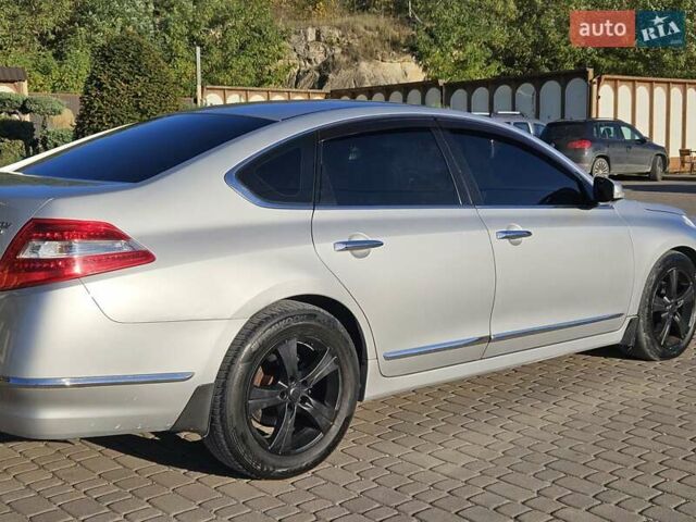 Ниссан Теана 2008 в Львове на Automoto.ua Серый Ниссан Теана, объемом двигателя 2.5 л и пробегом 227 тыс. км за 7800 $, фото 9 на Automoto.ua