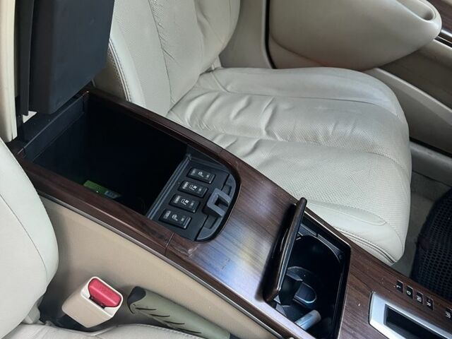 Серый Ниссан Теана, объемом двигателя 2.5 л и пробегом 233 тыс. км за 6999 $, фото 7 на Automoto.ua