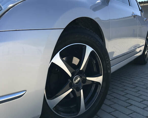 Серый Ниссан Теана, объемом двигателя 2.5 л и пробегом 206 тыс. км за 6200 $, фото 34 на Automoto.ua