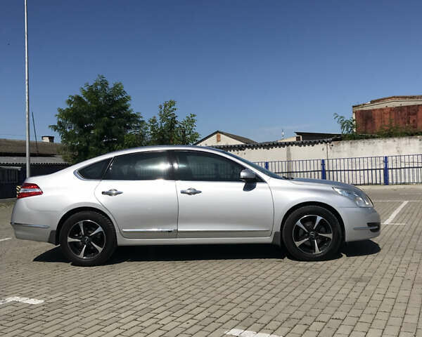 Серый Ниссан Теана, объемом двигателя 2.5 л и пробегом 206 тыс. км за 6200 $, фото 30 на Automoto.ua