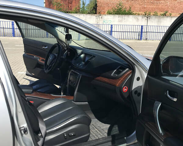 Серый Ниссан Теана, объемом двигателя 2.5 л и пробегом 206 тыс. км за 6200 $, фото 42 на Automoto.ua