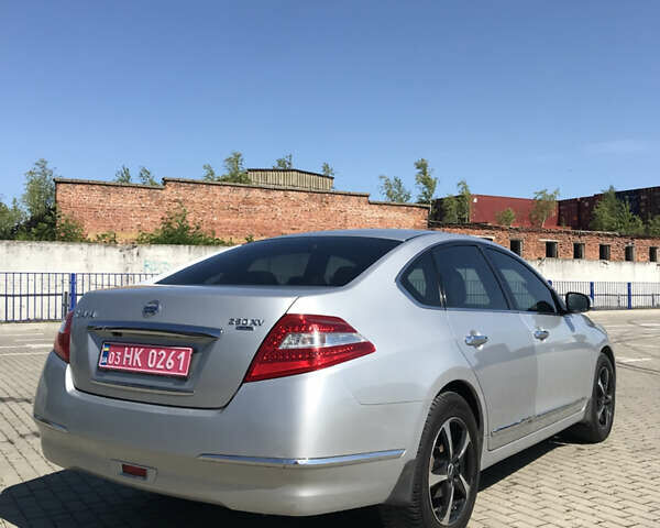 Серый Ниссан Теана, объемом двигателя 2.5 л и пробегом 206 тыс. км за 6200 $, фото 21 на Automoto.ua