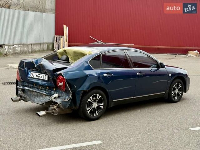 Синий Ниссан Теана, объемом двигателя 2.35 л и пробегом 280 тыс. км за 3300 $, фото 3 на Automoto.ua