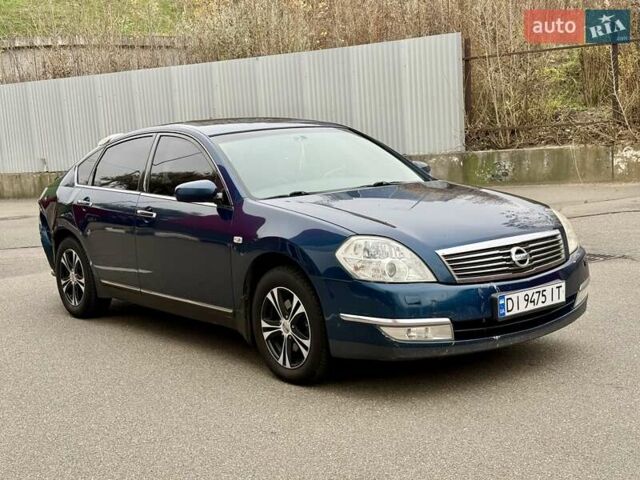 Синий Ниссан Теана, объемом двигателя 2.35 л и пробегом 280 тыс. км за 3300 $, фото 1 на Automoto.ua