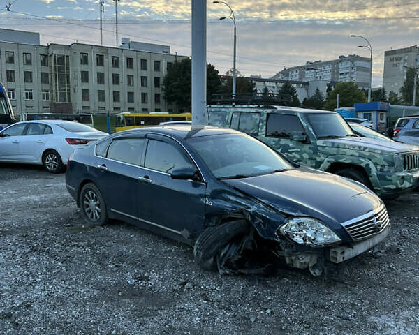 Синий Ниссан Теана, объемом двигателя 2.3 л и пробегом 228 тыс. км за 2900 $, фото 9 на Automoto.ua