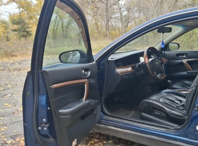 Синий Ниссан Теана, объемом двигателя 3.5 л и пробегом 205 тыс. км за 5000 $, фото 3 на Automoto.ua
