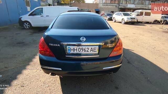 Ниссан Теана 2007 в Одессе на Automoto.ua Синий Ниссан Теана, объемом двигателя 2.35 л и пробегом 222 тыс. км за 5500 $, фото 8 на Automoto.ua