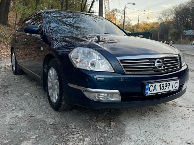 Синий Ниссан Теана, объемом двигателя 2.3 л и пробегом 278 тыс. км за 5100 $, фото 2 на Automoto.ua
