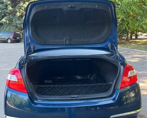 Синий Ниссан Теана, объемом двигателя 2.5 л и пробегом 107 тыс. км за 9500 $, фото 1 на Automoto.ua