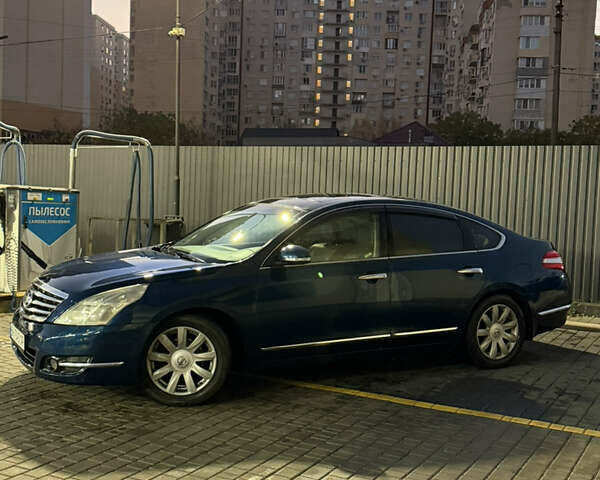 Синий Ниссан Теана, объемом двигателя 3.5 л и пробегом 200 тыс. км за 5999 $, фото 7 на Automoto.ua