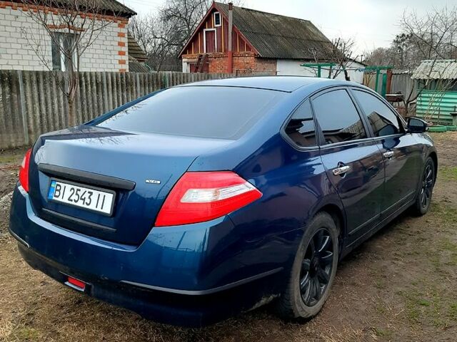 Синий Ниссан Теана, объемом двигателя 2.5 л и пробегом 290 тыс. км за 6999 $, фото 5 на Automoto.ua