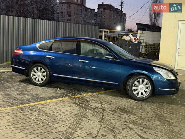 Синий Ниссан Теана, объемом двигателя 3.5 л и пробегом 200 тыс. км за 5999 $, фото 1 на Automoto.ua