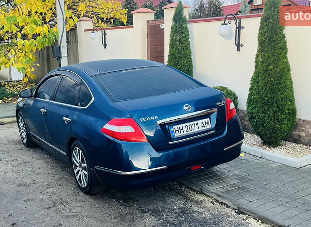 Синий Ниссан Теана, объемом двигателя 3.5 л и пробегом 182 тыс. км за 9000 $, фото 11 на Automoto.ua