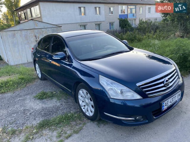 Синий Ниссан Теана, объемом двигателя 2.5 л и пробегом 227 тыс. км за 8100 $, фото 1 на Automoto.ua