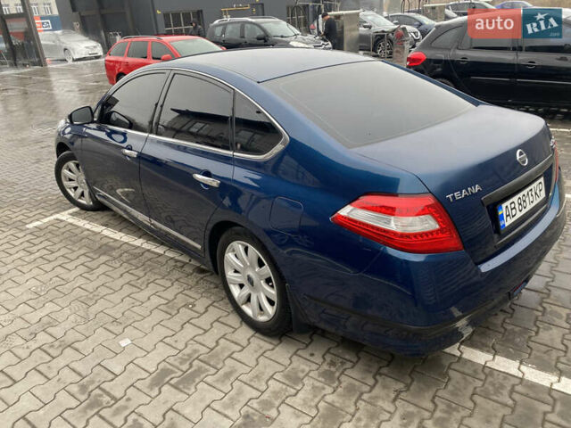 Синий Ниссан Теана, объемом двигателя 2.5 л и пробегом 275 тыс. км за 6500 $, фото 7 на Automoto.ua