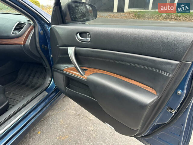 Ниссан Теана 2008 в Виннице на Automoto.ua Синий Ниссан Теана, объемом двигателя 2.5 л и пробегом 235 тыс. км за 6599 $, фото 38 на Automoto.ua