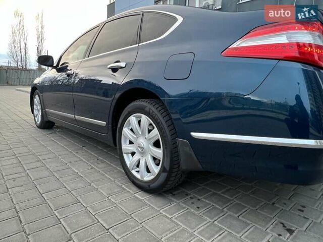 Синий Ниссан Теана, объемом двигателя 3.5 л и пробегом 187 тыс. км за 8700 $, фото 10 на Automoto.ua