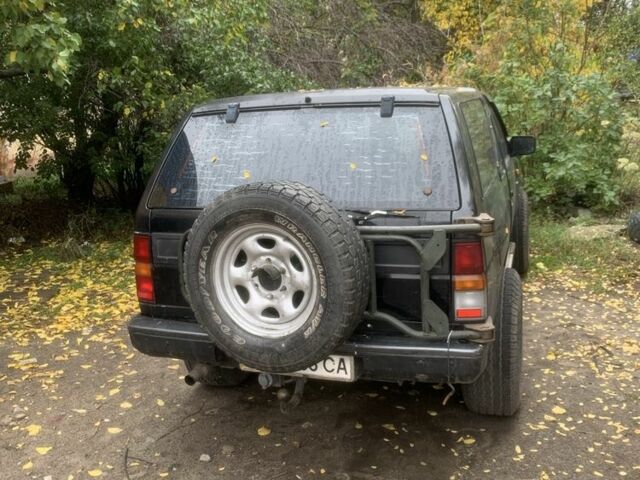 Чорний Ніссан Террано, об'ємом двигуна 3 л та пробігом 222 тис. км за 4000 $, фото 2 на Automoto.ua