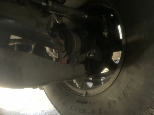 Чорний Ніссан Террано, об'ємом двигуна 3 л та пробігом 222 тис. км за 4000 $, фото 7 на Automoto.ua