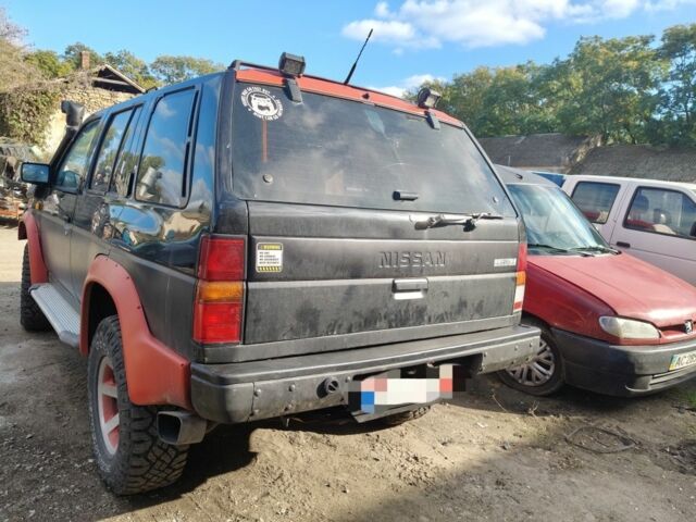 Черный Ниссан Террано, объемом двигателя 0 л и пробегом 267 тыс. км за 3700 $, фото 3 на Automoto.ua