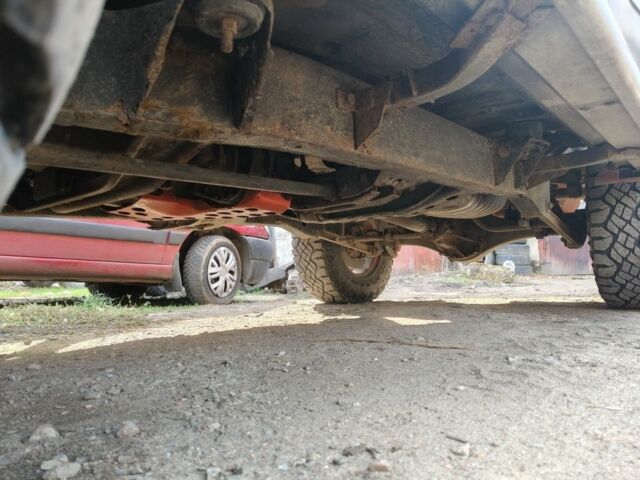 Черный Ниссан Террано, объемом двигателя 0 л и пробегом 267 тыс. км за 3700 $, фото 5 на Automoto.ua