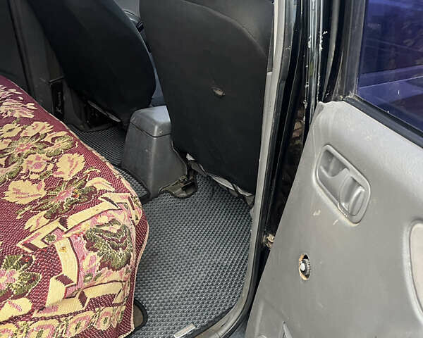 Чорний Ніссан Террано, об'ємом двигуна 2.39 л та пробігом 520 тис. км за 4400 $, фото 10 на Automoto.ua