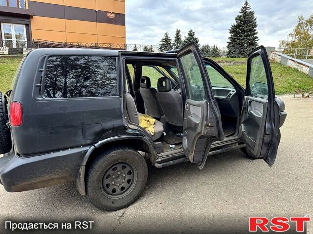 Чорний Ніссан Террано, об'ємом двигуна 2.7 л та пробігом 360 тис. км за 1350 $, фото 4 на Automoto.ua