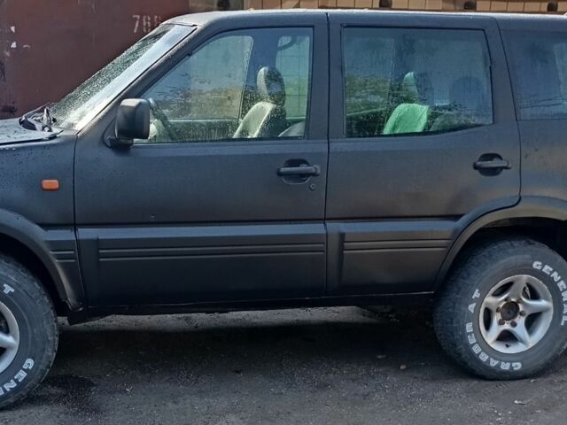 Черный Ниссан Террано, объемом двигателя 0 л и пробегом 1 тыс. км за 3000 $, фото 1 на Automoto.ua