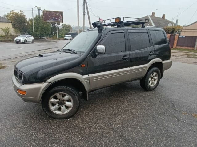 Черный Ниссан Террано, объемом двигателя 2.7 л и пробегом 270 тыс. км за 3500 $, фото 2 на Automoto.ua