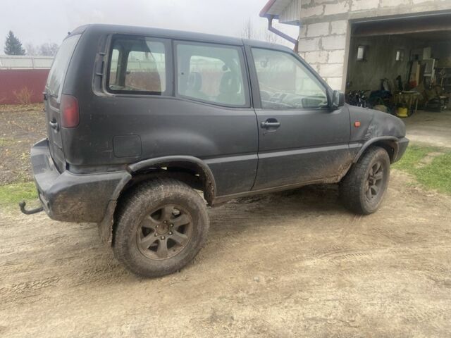 Чорний Ніссан Террано, об'ємом двигуна 2.7 л та пробігом 200 тис. км за 2500 $, фото 4 на Automoto.ua