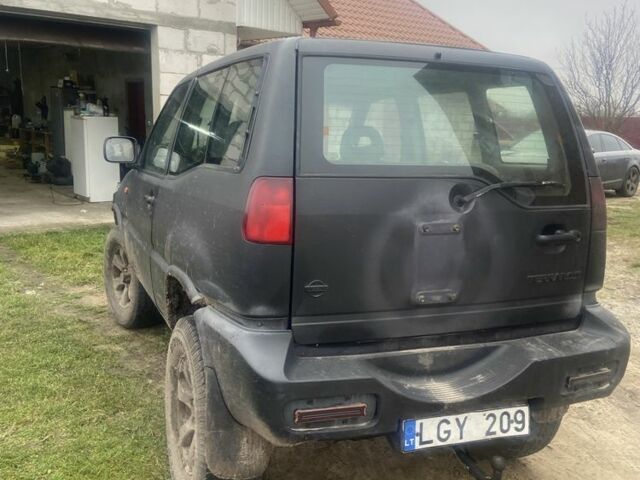 Чорний Ніссан Террано, об'ємом двигуна 2.7 л та пробігом 200 тис. км за 2500 $, фото 1 на Automoto.ua