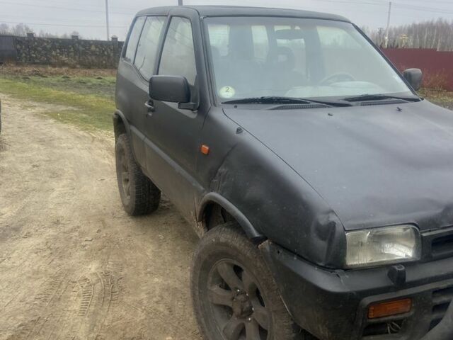 Чорний Ніссан Террано, об'ємом двигуна 2.7 л та пробігом 200 тис. км за 2500 $, фото 3 на Automoto.ua