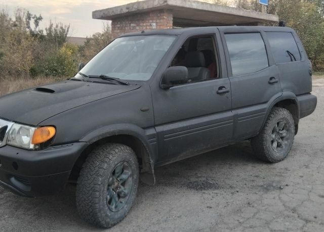 Черный Ниссан Террано, объемом двигателя 2.7 л и пробегом 200 тыс. км за 3861 $, фото 1 на Automoto.ua