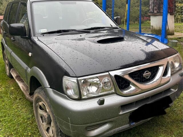 Черный Ниссан Террано, объемом двигателя 0 л и пробегом 220 тыс. км за 3500 $, фото 6 на Automoto.ua