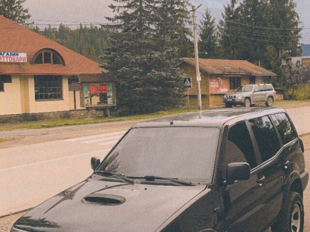 Черный Ниссан Террано, объемом двигателя 2.7 л и пробегом 158 тыс. км за 7300 $, фото 7 на Automoto.ua