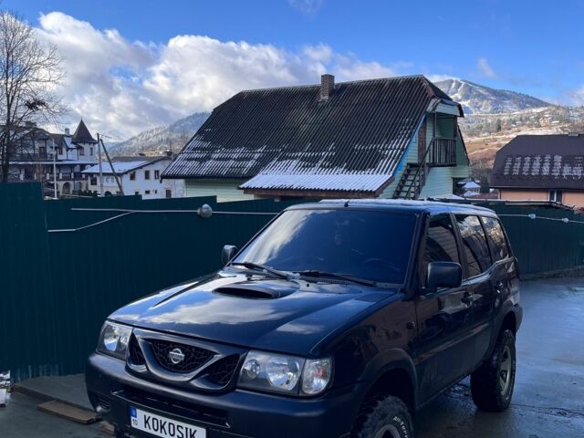 Черный Ниссан Террано, объемом двигателя 2.7 л и пробегом 158 тыс. км за 7300 $, фото 2 на Automoto.ua