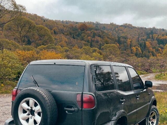 Черный Ниссан Террано, объемом двигателя 2.7 л и пробегом 158 тыс. км за 7300 $, фото 5 на Automoto.ua